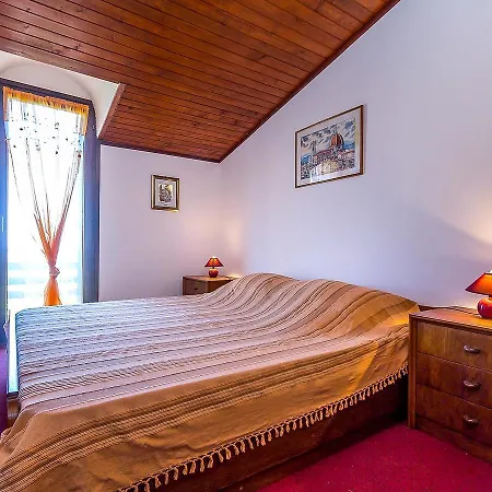 Ljubo Apartment Liznjan